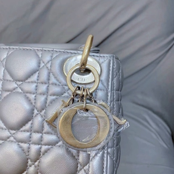 Lady Dior Mini - Opaline Grey Pearlescent - Picture 10 of 11
